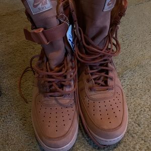 Women’s Nike Sneakers